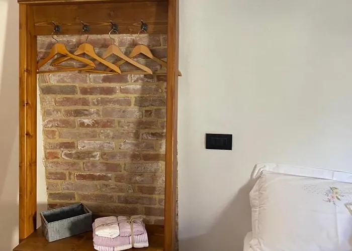 Bed & Breakfast Tarello 1880